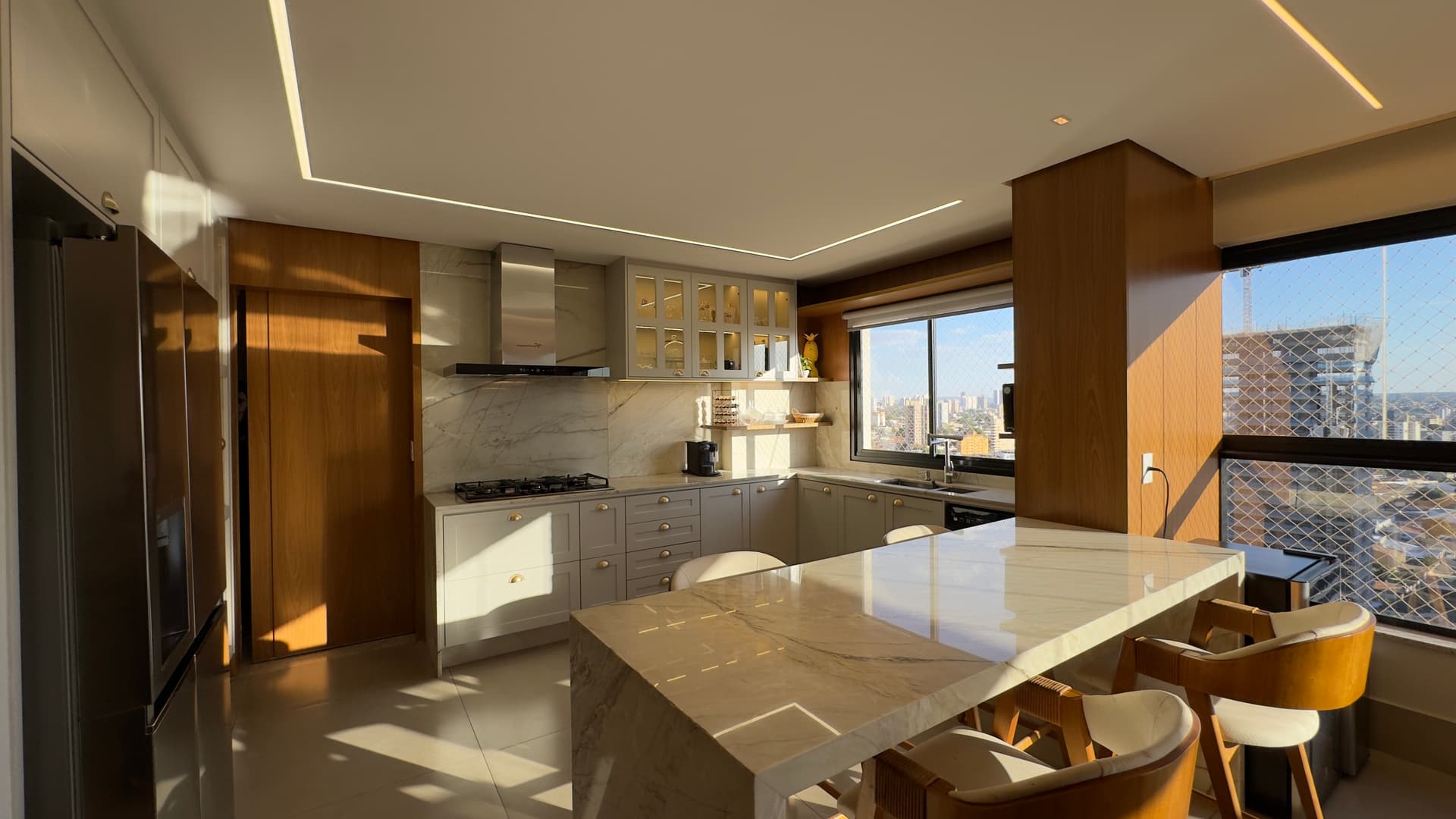 APARTAMENTO 3 SUITES PLENAS - SETOR BUENO